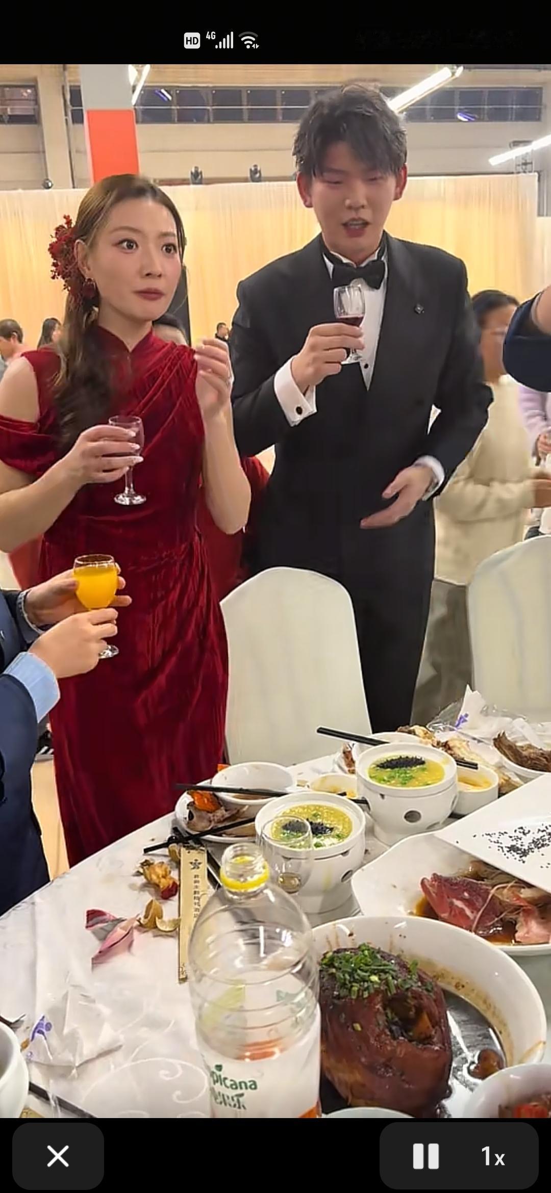 12月6日，黄雅琼、刘雨辰回到浙江衢州举办婚礼百桌宴请，两个人作为新婚燕尔，答谢