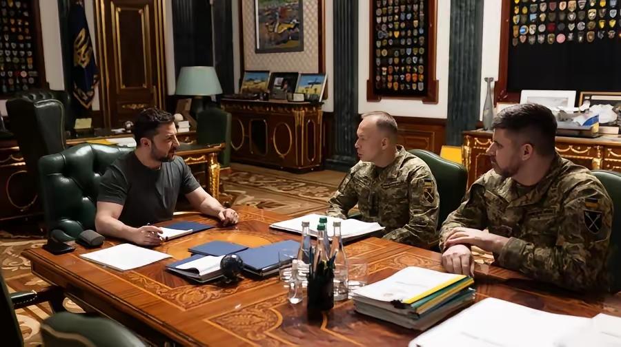 泽连斯基表示俄罗斯就是来送人头的，仅仅7天，俄军就因为大规模进攻而损失了8000