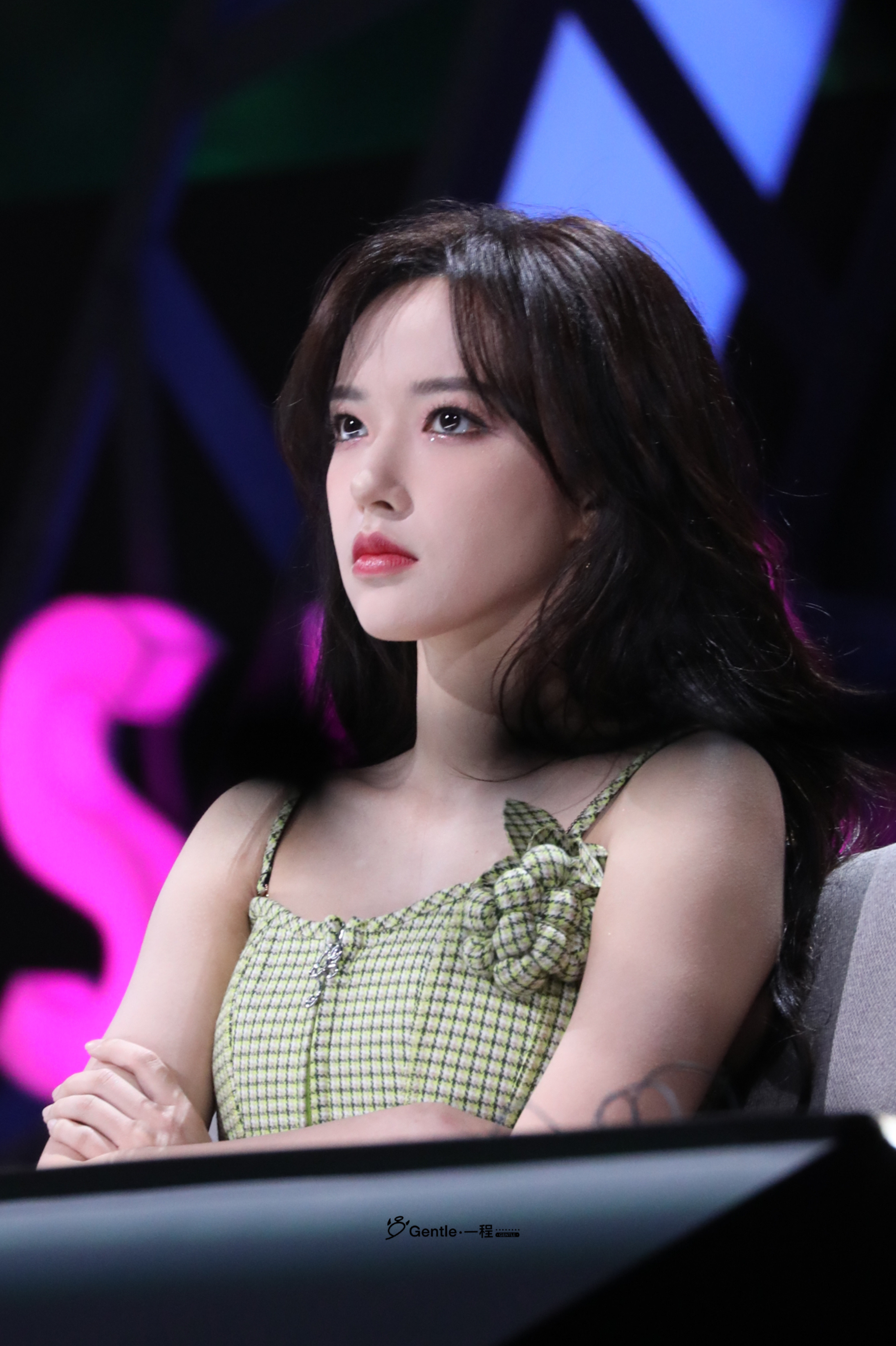 程潇不愧是人间芭比生图都那么美😘