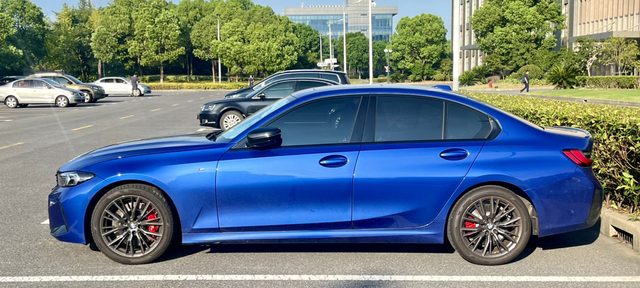 上了六活卡钳终于舒服了宝马就是坑啊，选配都不行，只能自己来了这下舒服了！（生