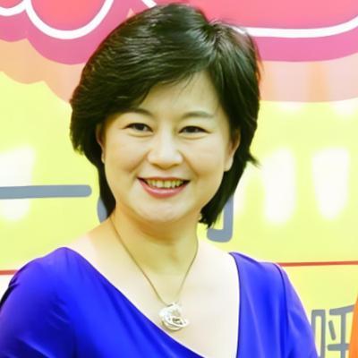 1999年，鞠萍向丈夫蒋启星提出了离婚，丈夫狠心逼她二选一：孩子财产只能选一个，