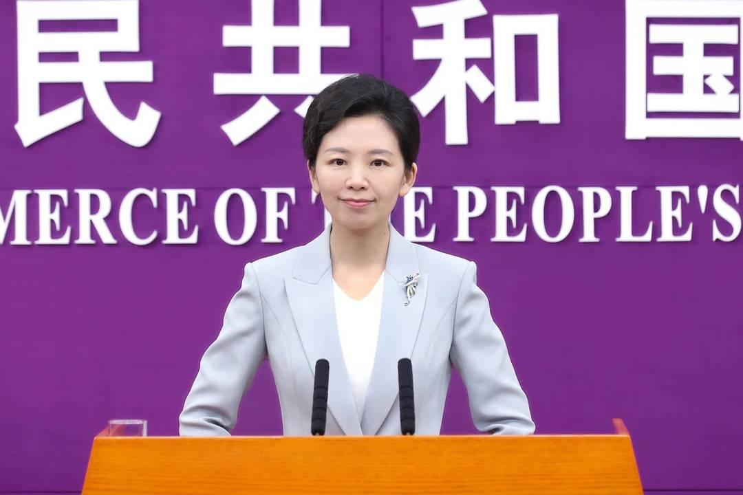 2791万网友炸锅！商务部怼稀土争议：美国喊“卡脖子”，咋不看看自己干的事？