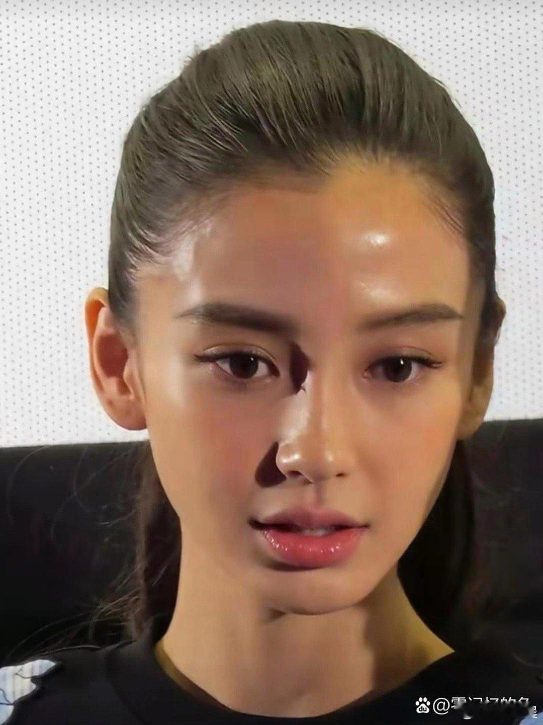 回望杨颖的青春时光，那时候的她颜值惊艳，满满的胶原蛋白，美得鲜活又灵动。​​​