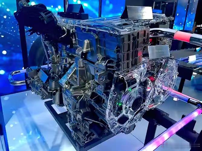 比亚迪DM技术实现飞跃，2026年发布后将彻底改写插混能耗和续航规则！原本以为B