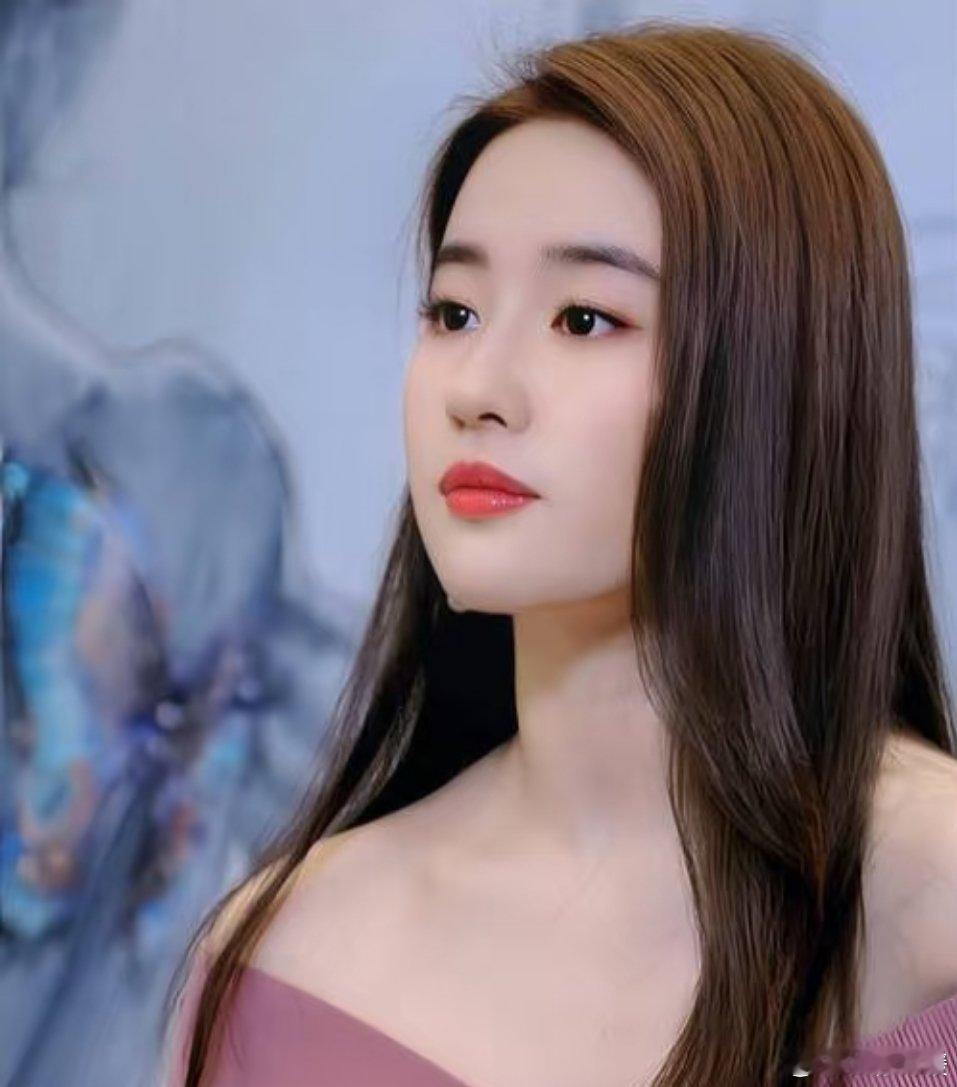 《梦华录》播出后，刘亦菲的表现狠狠圈粉！曾以为她演技平平，这部剧却让我彻底改观。