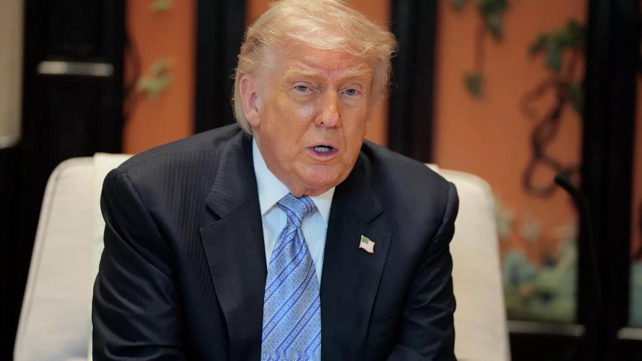 摊牌了！特朗普专机亲口承认：对台军售要黄，赖清德彻底慌了2026年5月15日