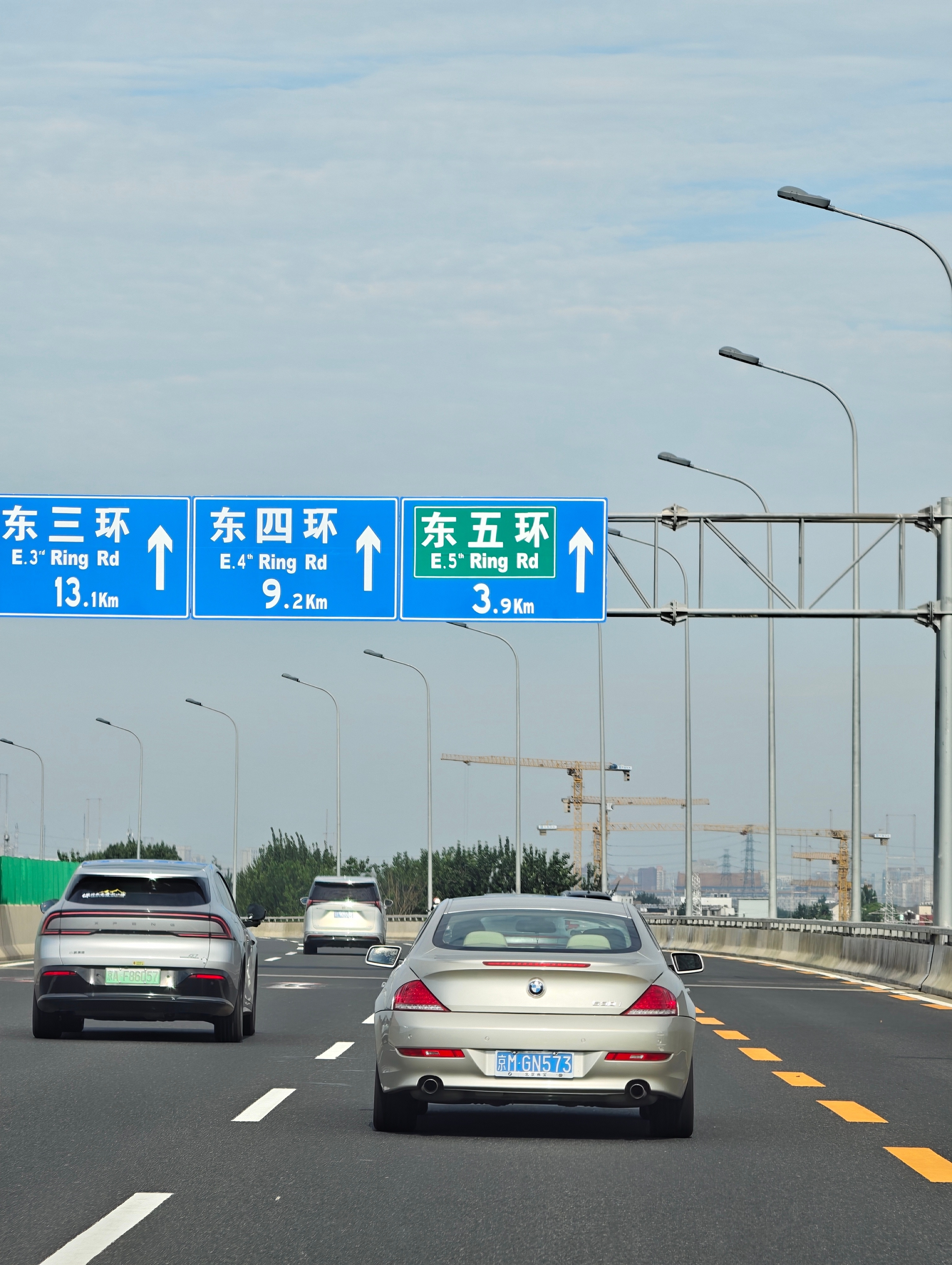 偶遇E63和F06两代6系，见证了当年燃油车的巅峰时代老旧燃油车北