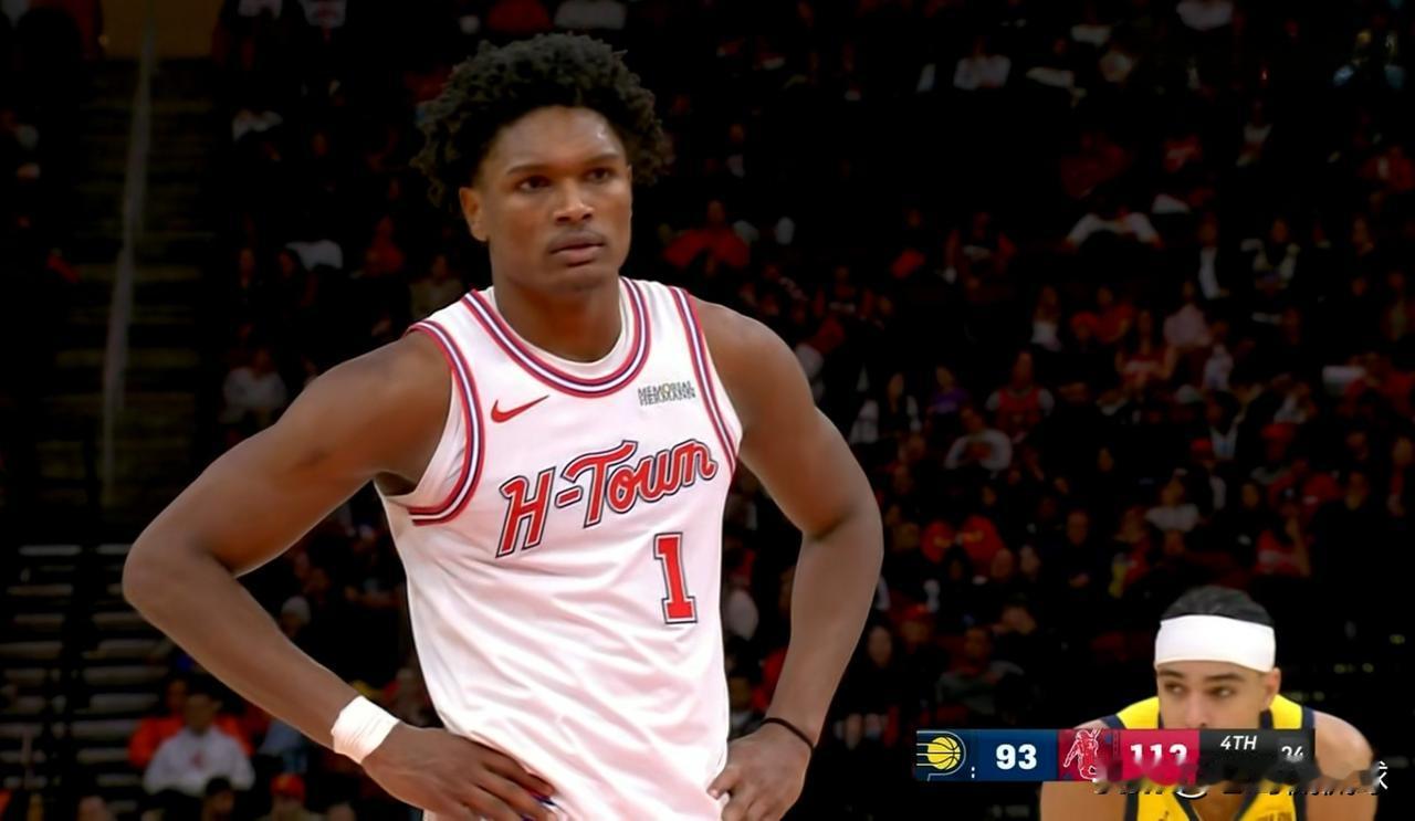 火箭大将阿门-汤普森必定会成为一名超级巨星！在今天火箭主场以126：119战胜步