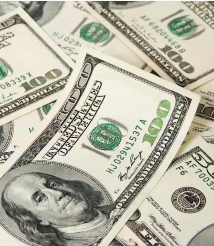 中国“用美元打败美元”，这操作一万个牛逼。我国在香港发行40亿美元债，结果全世界