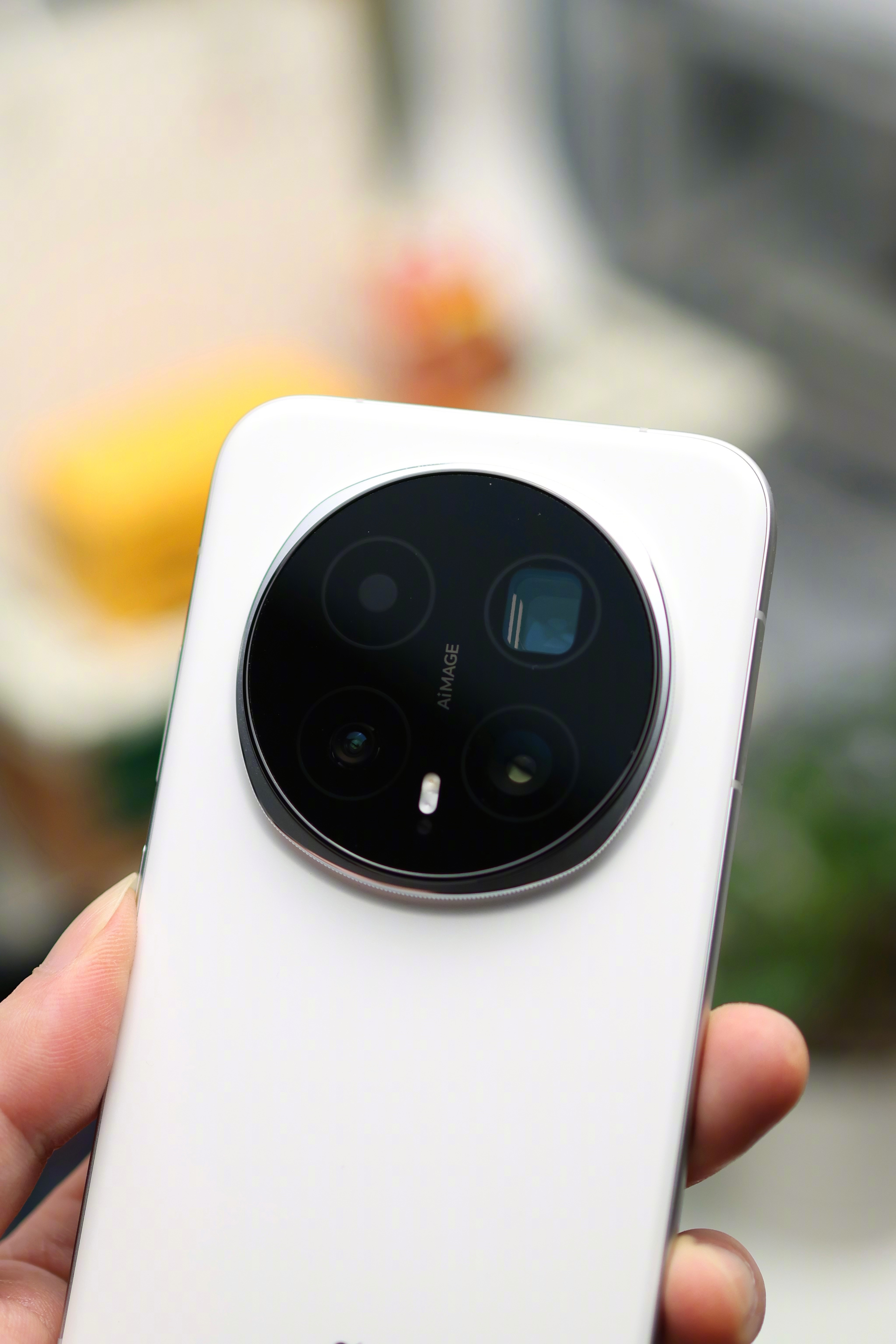 用荣耀Magic8Pro三个多月，越用越觉得它是今年教科书级水桶机。没有花里胡