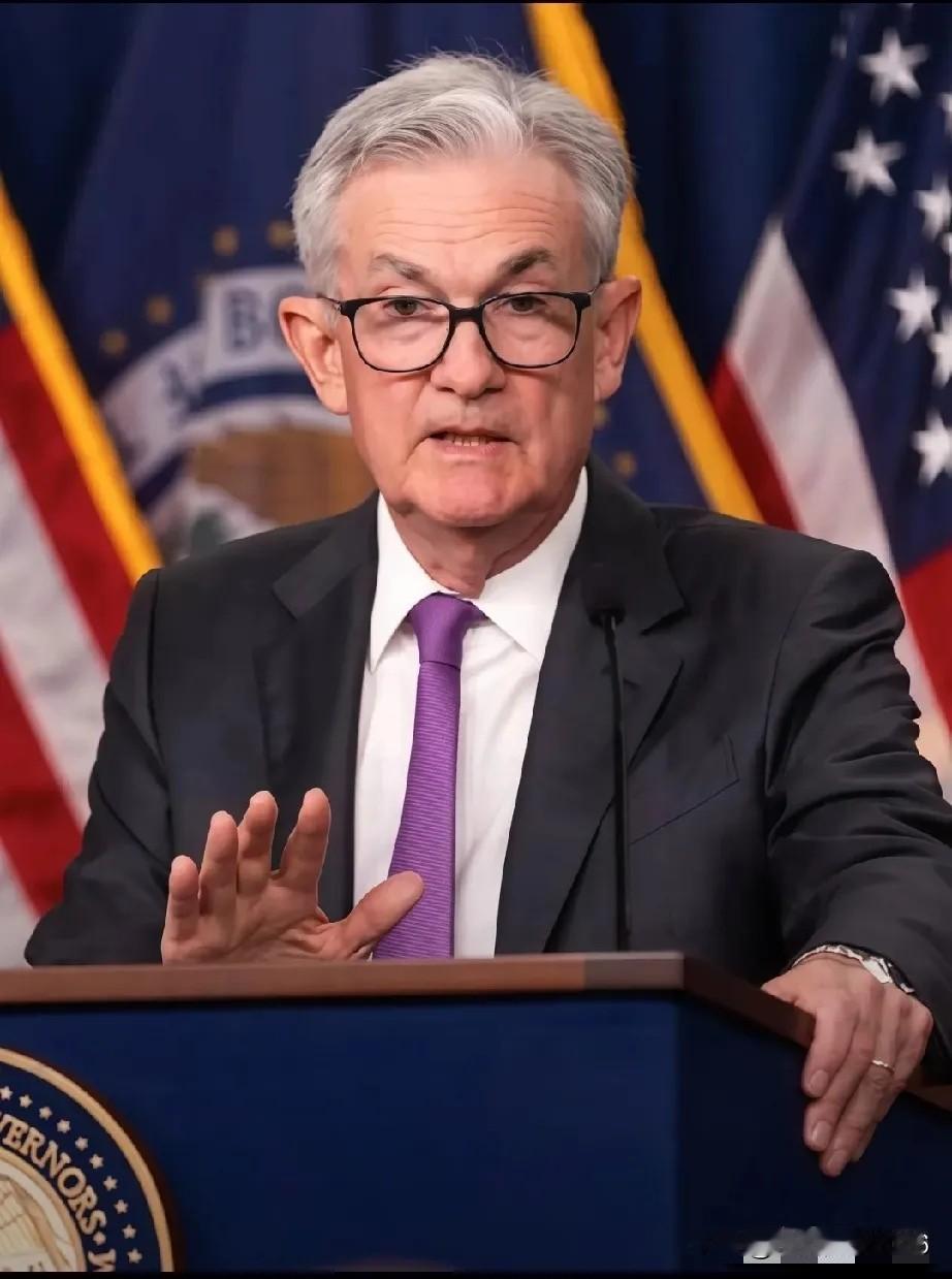 美联储传来新消息！2026年2月4日，美国政坛上演了一出“搬石头砸自己脚