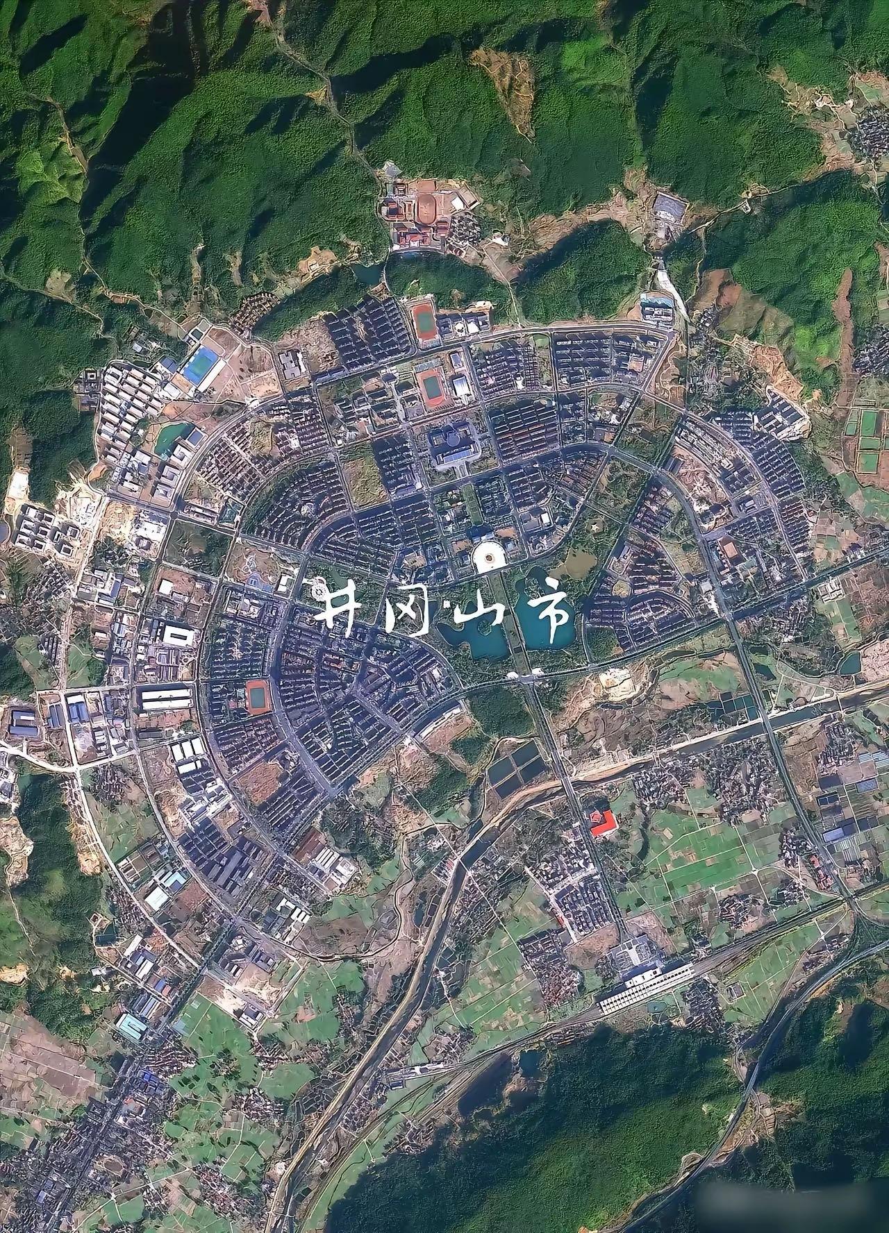 终于明白为什么井冈山是红色发源地了！