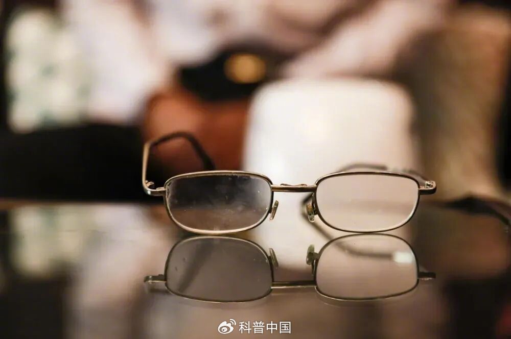 几乎人人都逃不过的眼睛问题, 但却被很多人忽略了(不是近视)