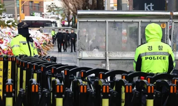 韩国警方彻底慌了！就在昨天，3月19日，韩国警方表示将在尹锡悦弹劾案宣判当天向