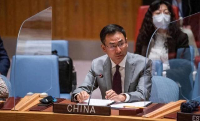 有个很残酷的现实，全世界接近200个国家当中，真正敢于对美国说不的，实际上只有中