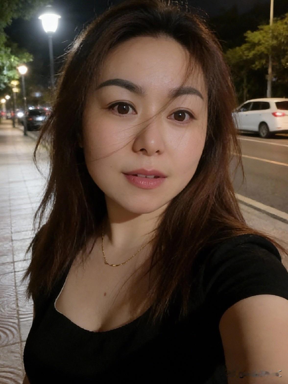 你们有过艳遇吗？你这经历，听着跟坐过山车似的，心情忽上忽下。开头那段，真够惨的