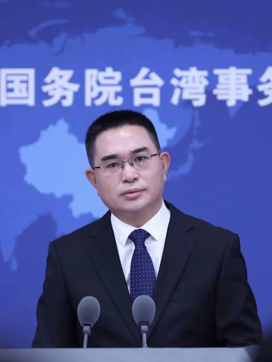 绝了！国台办“两必三凡是”重磅发声，解放军“四面围台”封锁，“台独”末日还有多远
