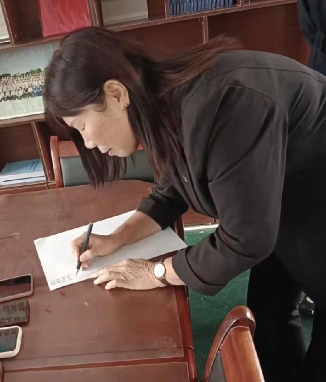 反转了！方城被判6年的贾霞老师，之前被骂玩忽职守，调查报告公布、判决后，真相大白