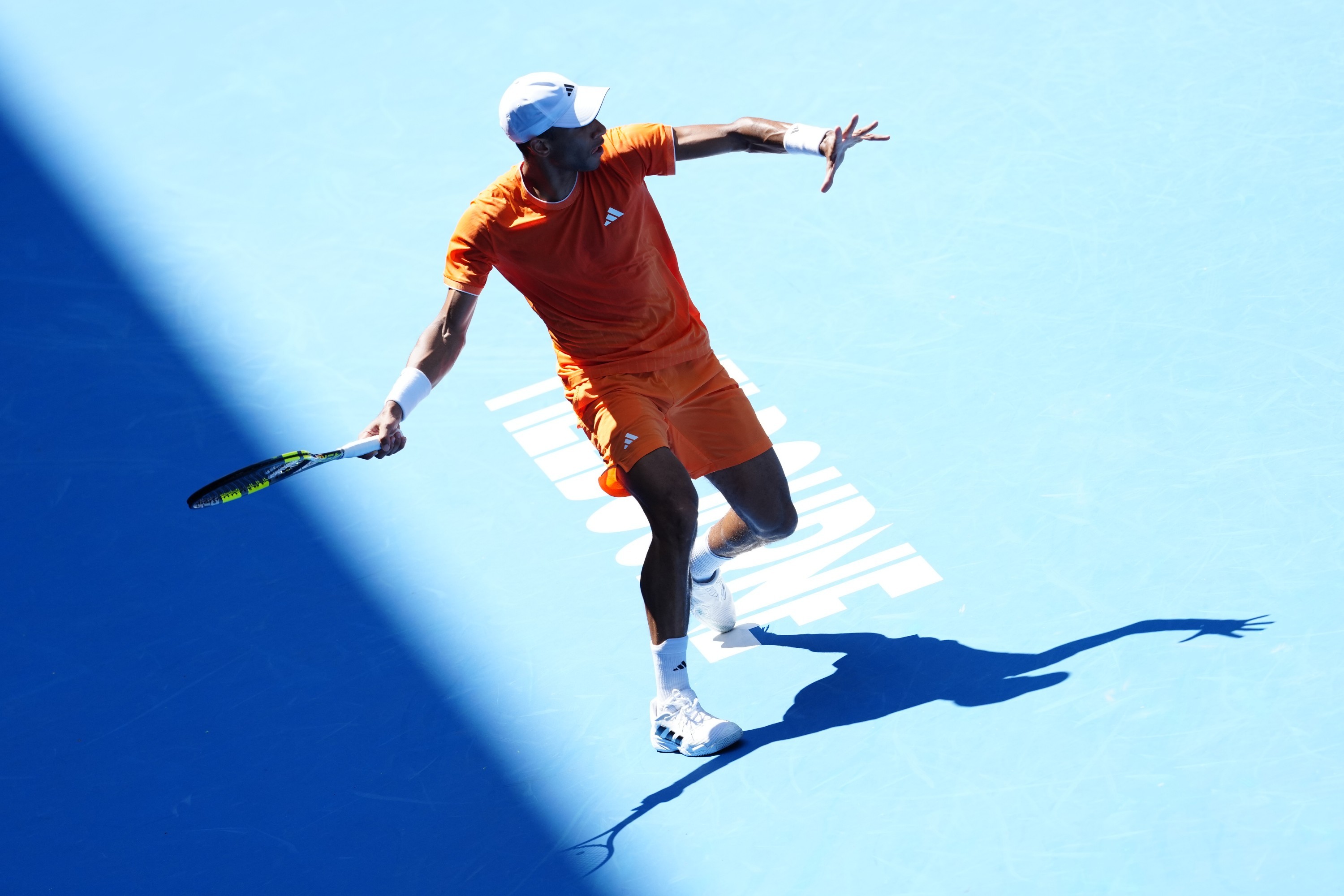 澳网男单7号种子因伤退赛男单首轮，博杰斯3-6/6-4/6-4领先时，7号种子