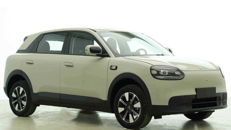 奇瑞QQ复活！2700mm轴距+猎鹰智驾，国民神车即将回归