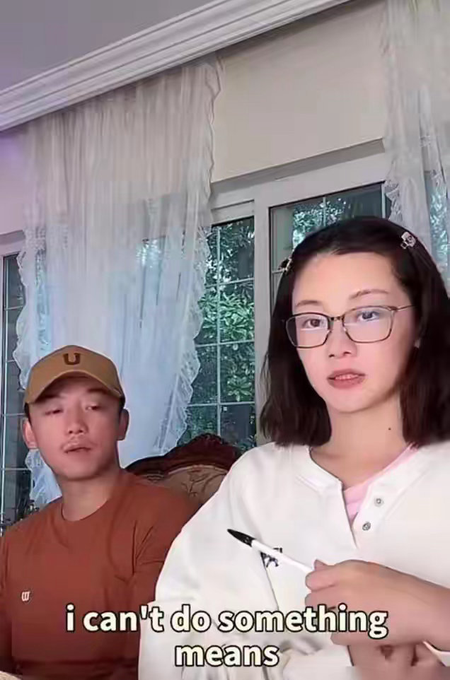 郑恺苗苗被传移民加拿大后发声：一家四口赴温哥华陪读仅一个月，租别墅自己买菜做饭，