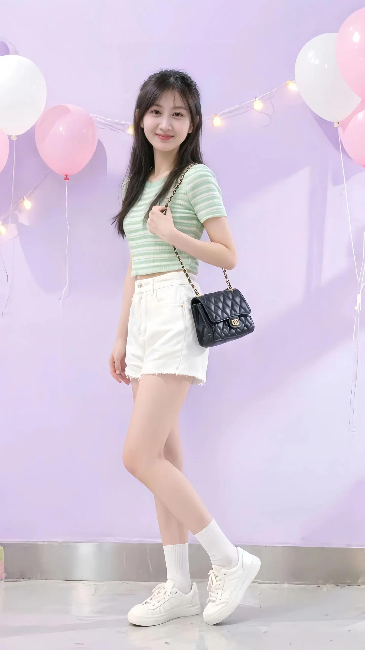 少女心爆棚的粉色气球背景，清新穿搭，元气满满！🎈💕
