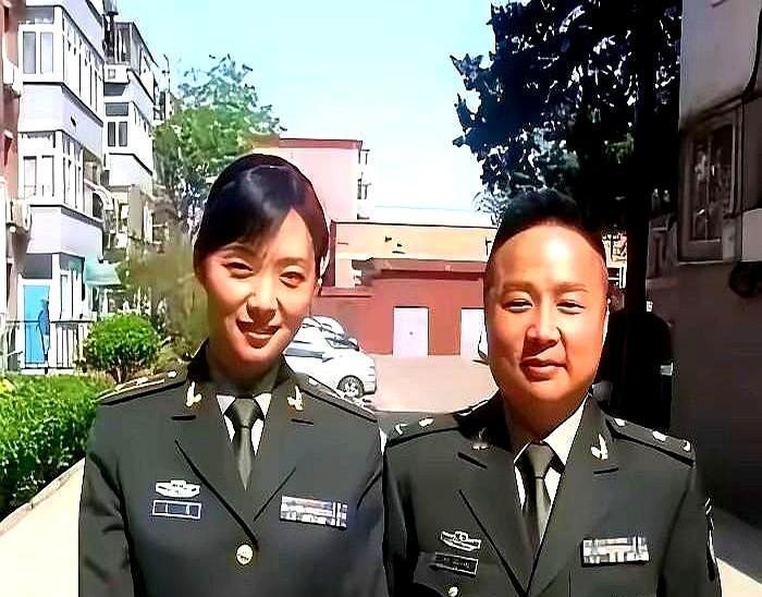 你以为他们是演员？错了，他们是专业的“骗子”。撕掉秀芹的粗布衣裳，梁林琳套上