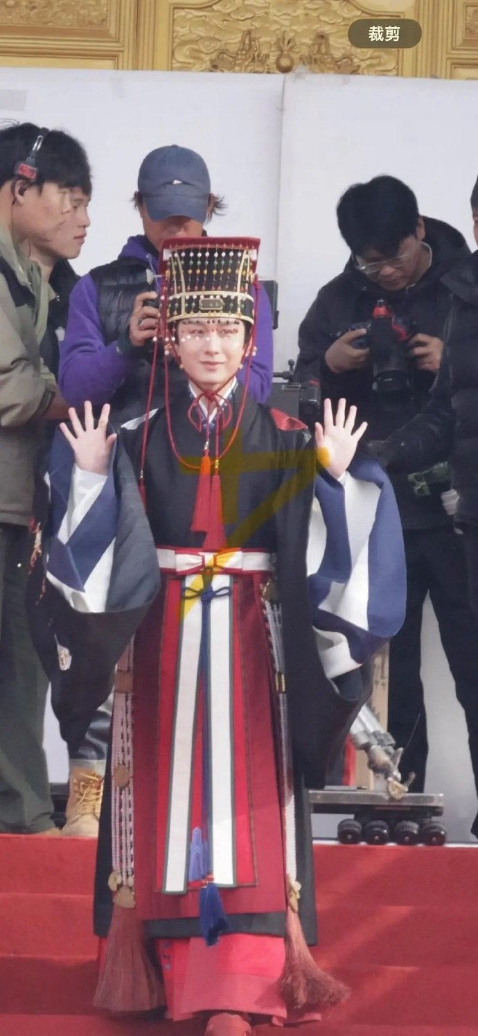 成毅两京十五日杀青路透，这颜值谁来懂一下！