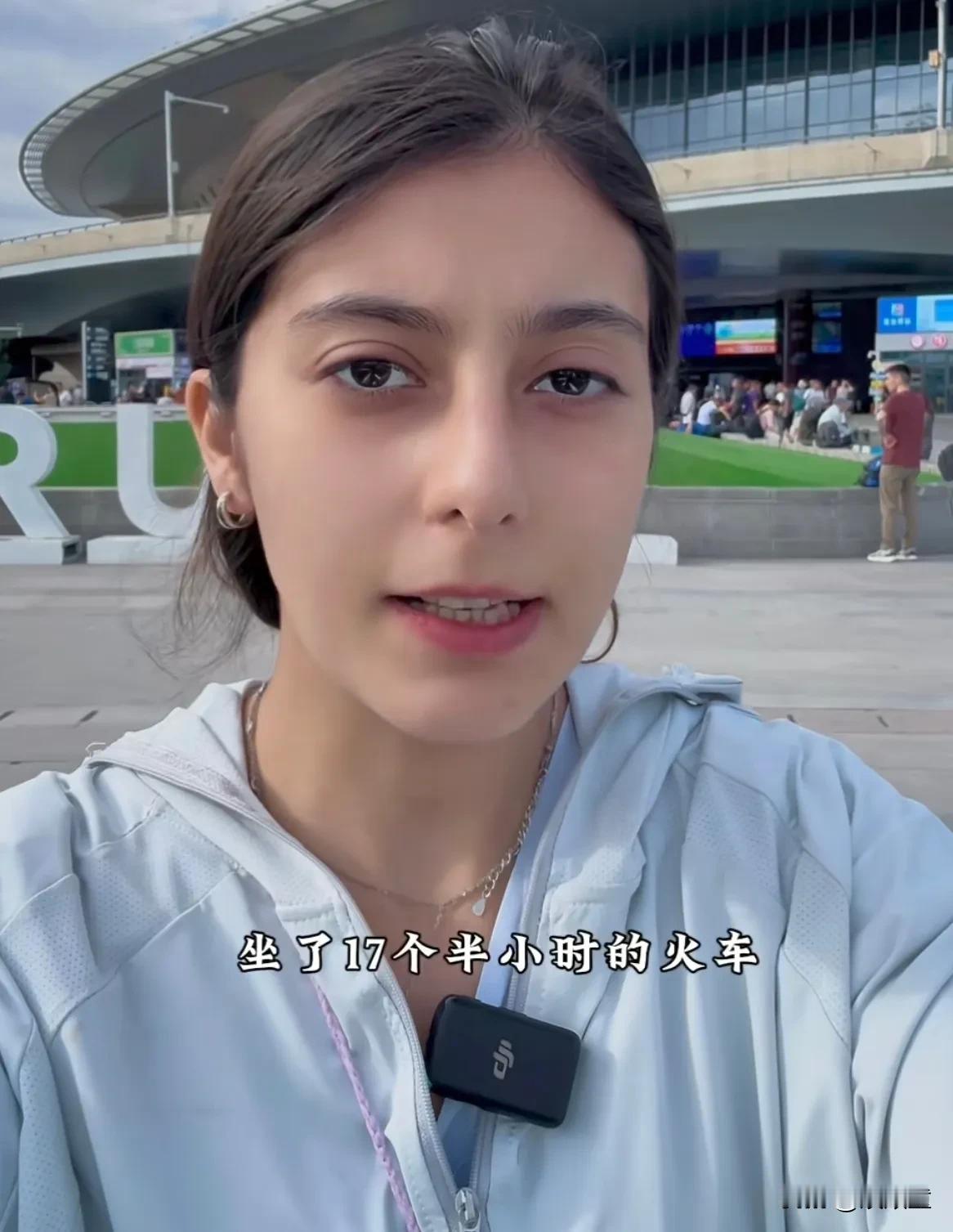 伊朗与以色列发生战争后，听听伊朗人怎么评价中国！一位伊朗的留学生，本来打算回国