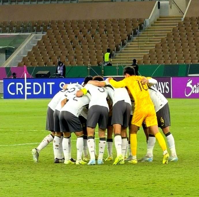 3比0，越南被踢懵了凌晨刷到比分，很多人以为眼花了。。这支U23过去五年连