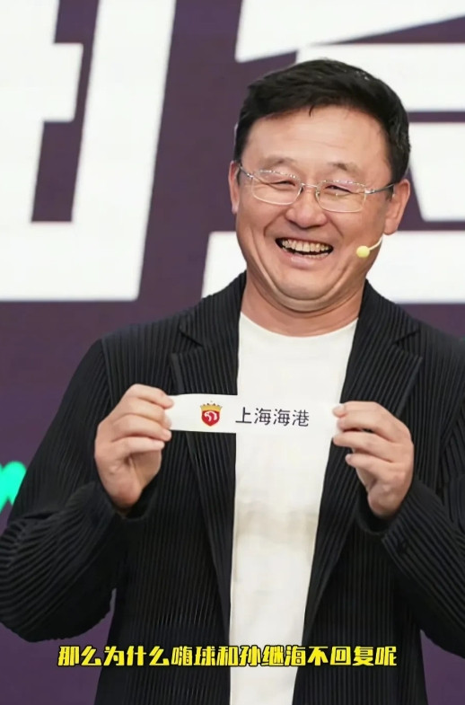 嗨球青训的西安妈妈追悔莫及。前几日，她在网上倾诉苦衷，觉得嗨球青训如同大腿，