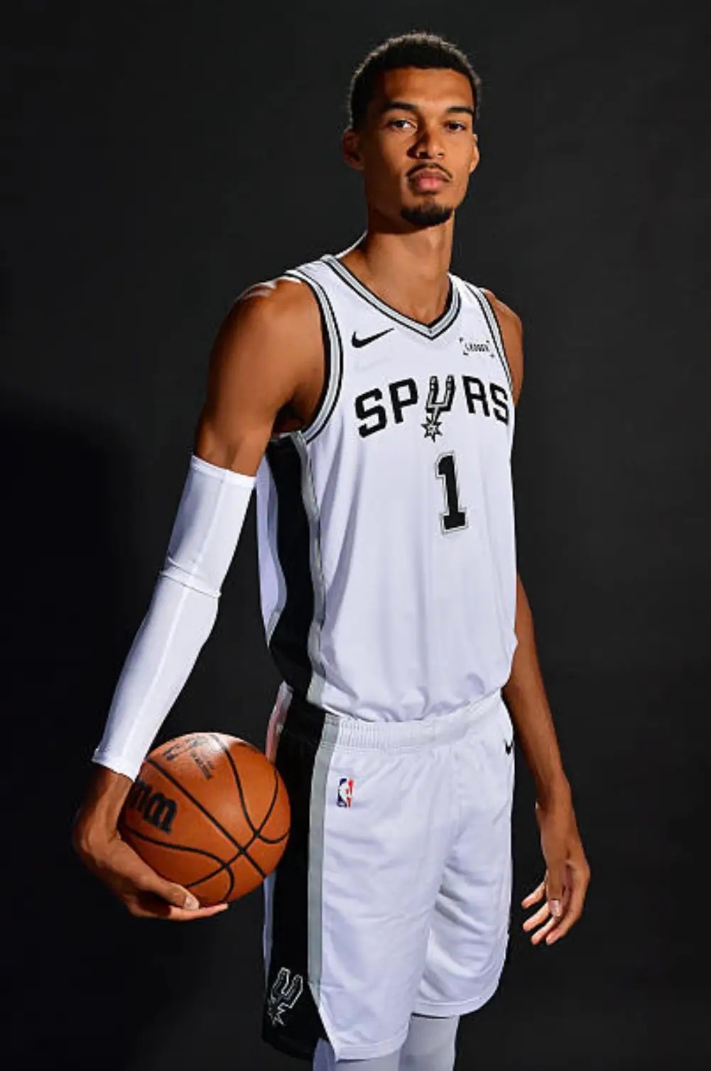 🔥大梦:文班亚马想找我补习时我以为他开玩笑我说“你已经不用学了”近日,NBA