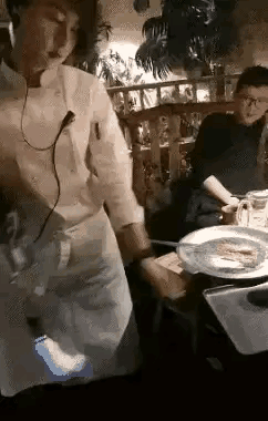 会这样子烤肉，都是狠人