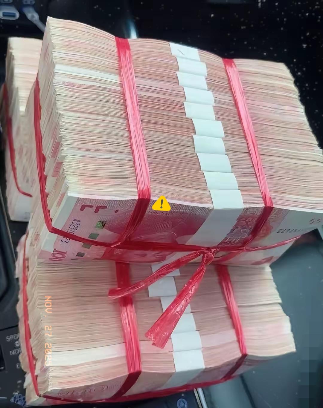 奉劝大家，如果你现在有20万现金，听我的，千万不要去跟风买什么黄金！不