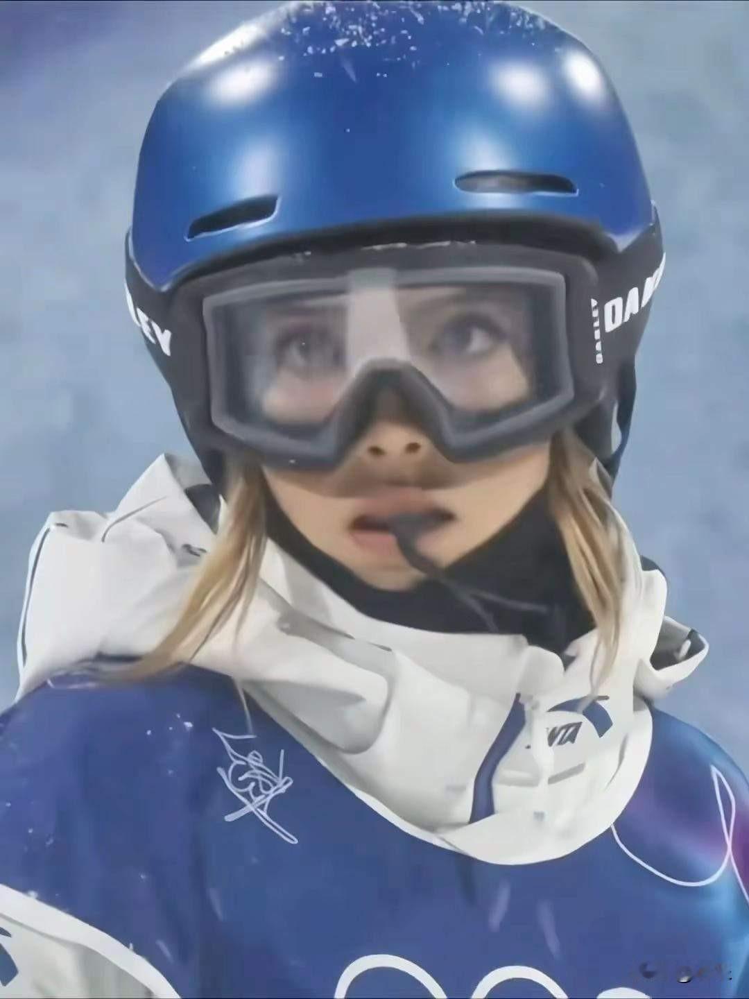 我开始越来越喜欢谷爱凌了！她不是完人，不会让所有人都喜欢她，但有一个让很多人