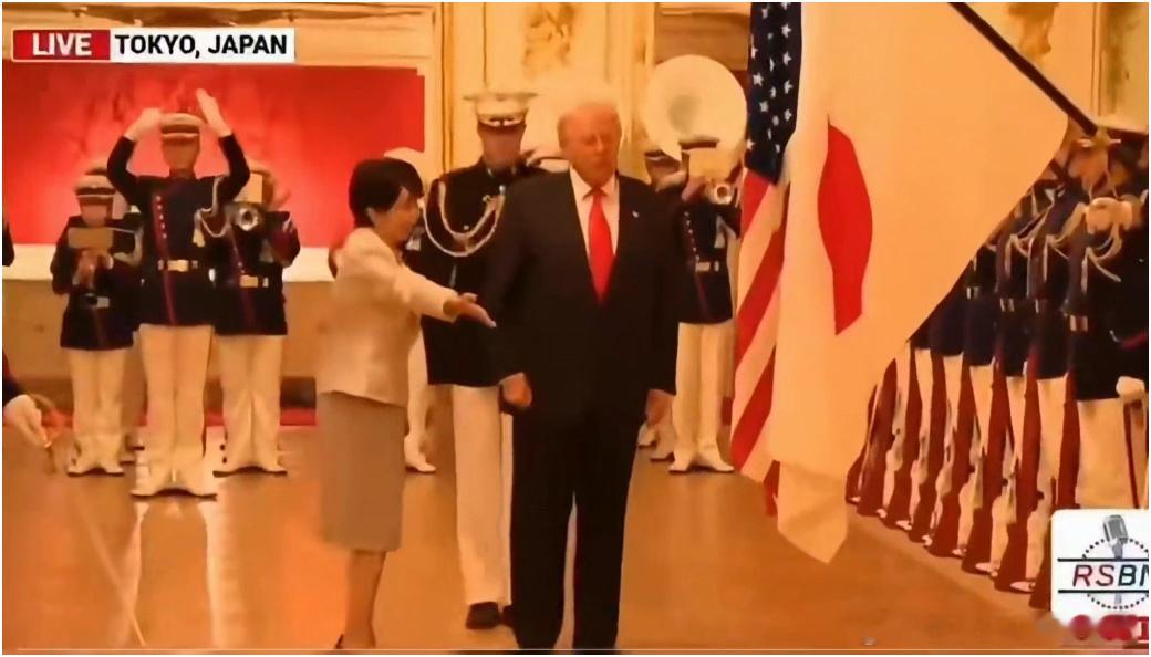 太有画面感了[笑着哭]​​​