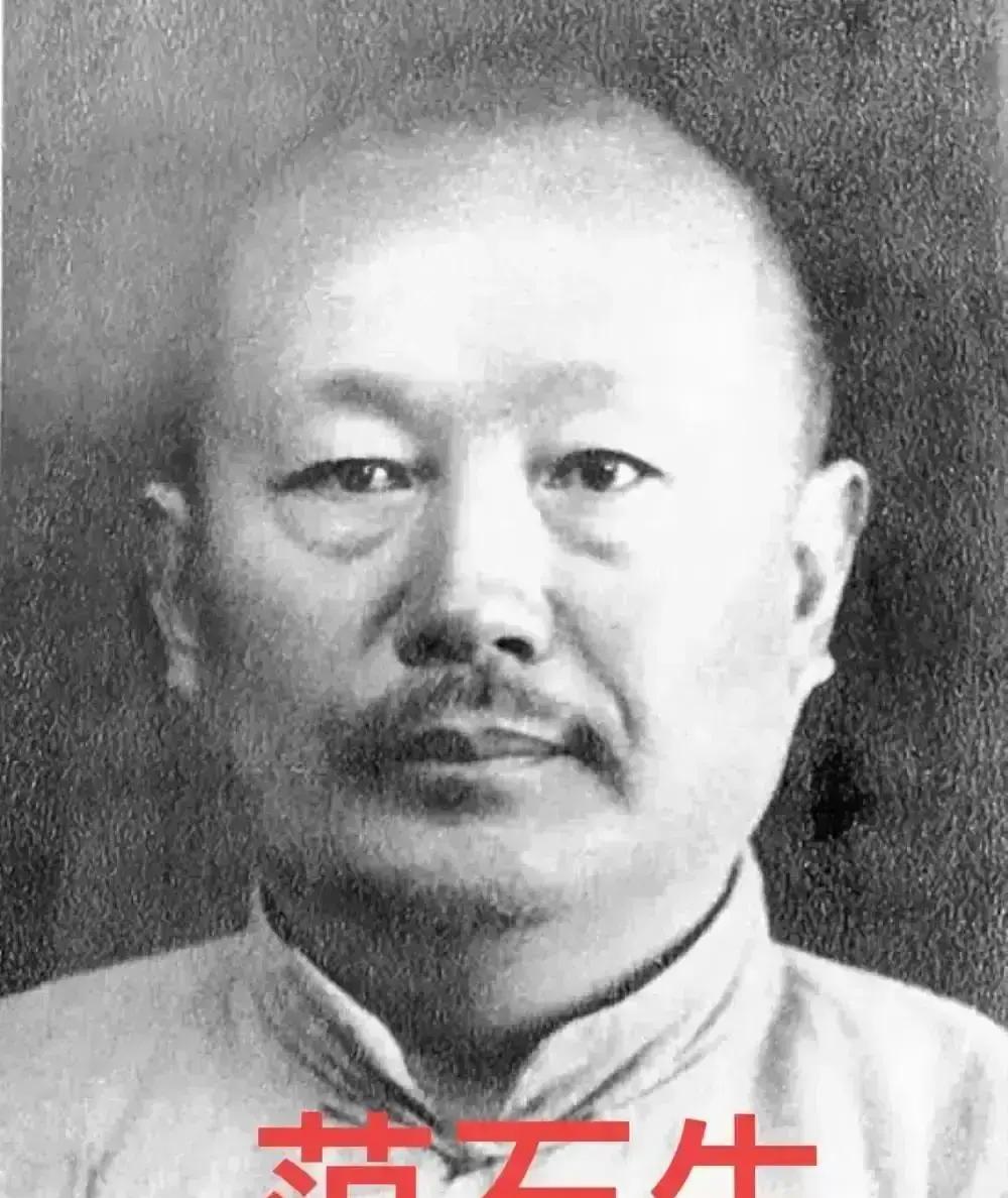 1928年，蒋介石急令范石生逮捕朱德，范石生却当着朱德、陈毅的面，把告密者丁煦击毙，并给老蒋发了电报