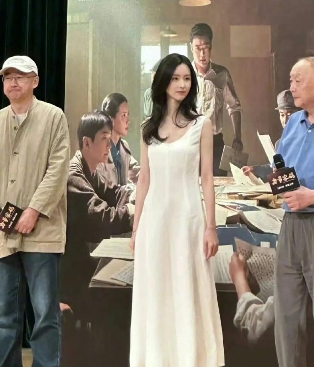 总是能在路人照片里get到女明星为什么是女明星