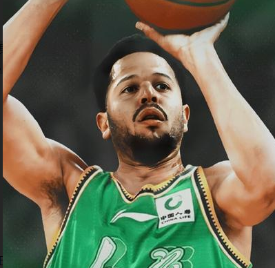 辽宁新外援哈维15分带领辽宁男篮热身赛战胜北控。辽宁男篮和北控男篮的内部热身赛，