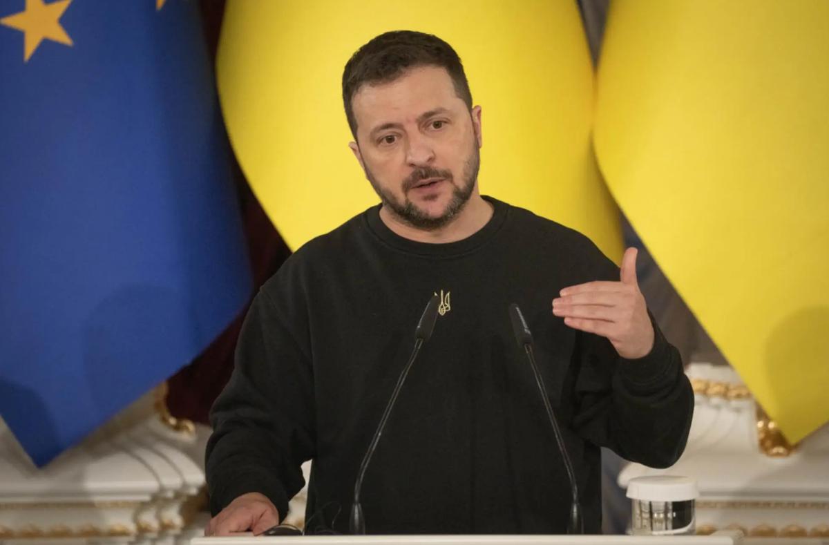 泽连斯基一语惊人：俄罗斯历史上，从未如此大幅度向中国让渡主权。当地时间12