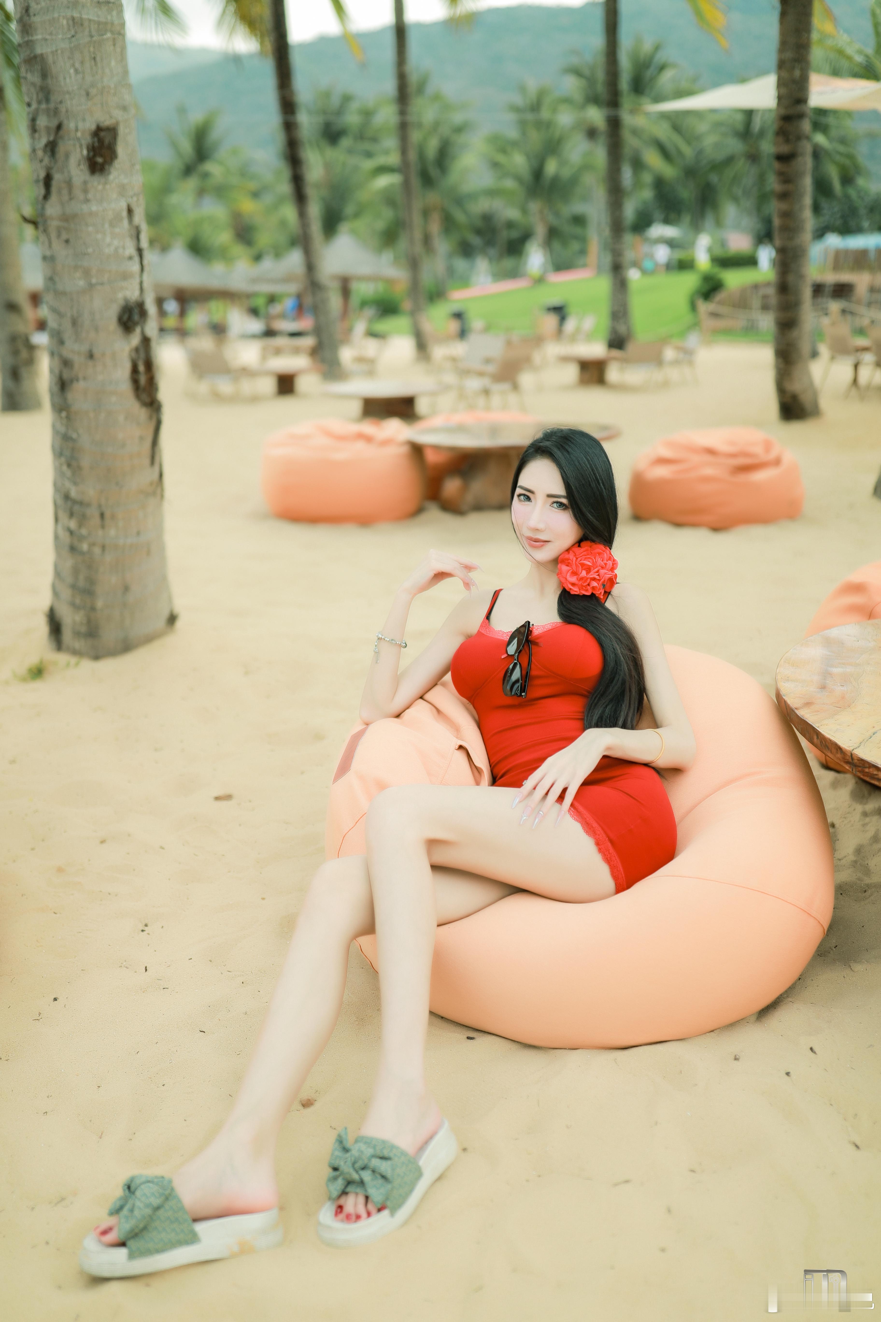 车模 车展模特 街拍 摄影 时尚摄影 时尚街拍 模特 美女 三亚约拍 时装模特网