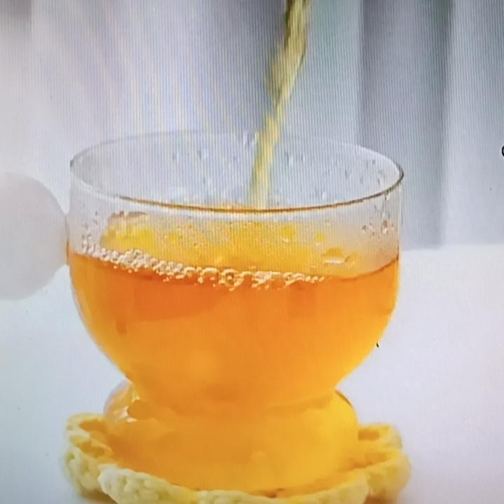 山楂这玩意儿，可真是个宝藏！说它配一物，连喝三天能让全身淤堵、肚子问题都滚蛋，还