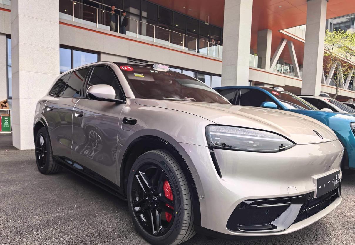 上阵还是亲兄弟，问界M6要来了！3月23日下午14:30，问界M6正式发布！车