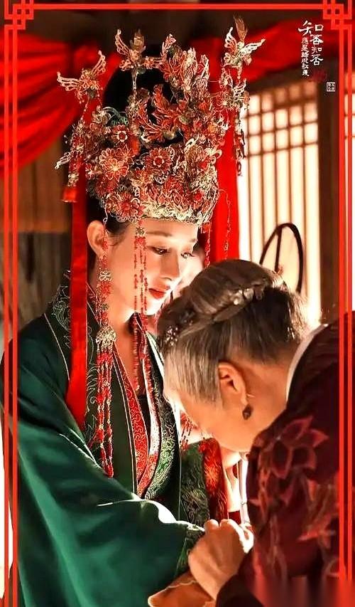 《知否》里明兰出嫁那场戏，看一次堵一次。最疼她的祖母，当着满屋子宾客，哭得帕子