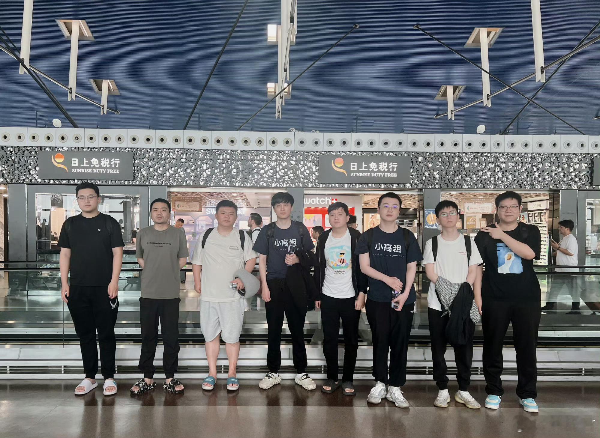 梦幻联赛这边确认如果XG积分够直邀，那么中国区石油杯名额将会顺延给战车dota2