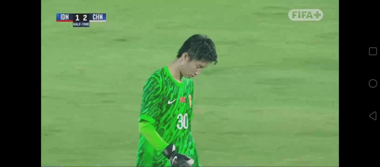 半场！U17国足2：1印尼队！何思凡状态出色！助攻1个，进球1个！何思凡的助攻