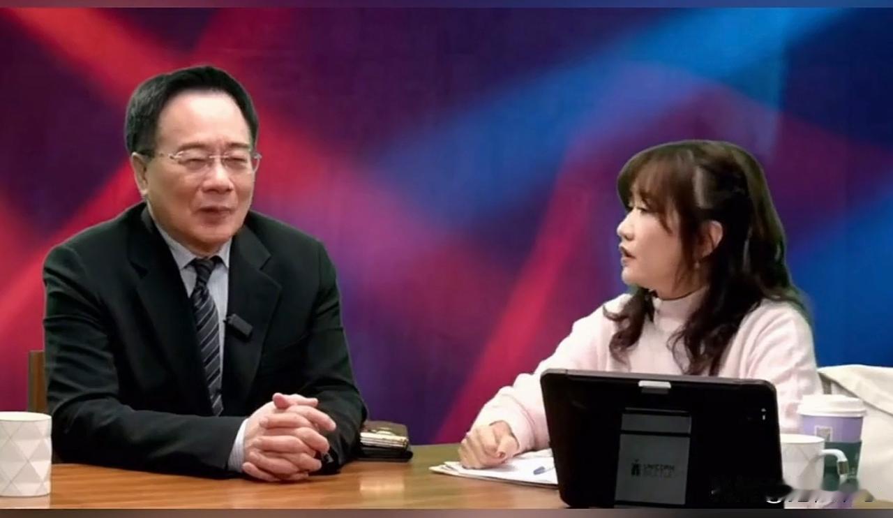 台湾时事评论员蔡正元：之前有大陆的朋友跟我开玩笑，说你上次写书就被抓去关了。你现