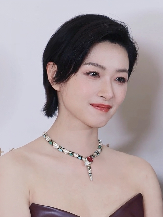 万茜wq万茜八千里路云和月wq万茜丁玉娇万丈光芒是别人的惊叹，你