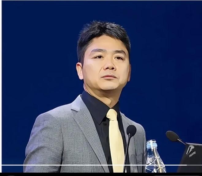 别再说你压力大了你看看人家刘强东的抗压能力怎么样！京东的市值三千亿，在所有