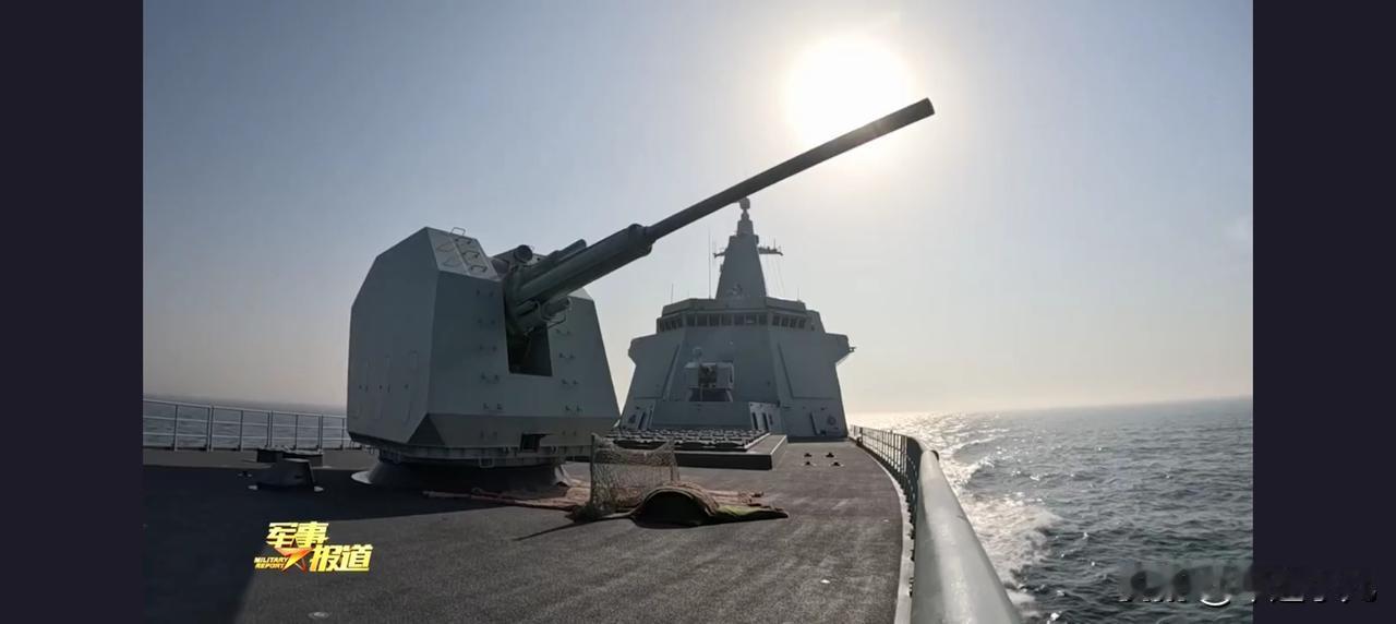 最近，055万吨大驱出镜率真的好高？102舰也安排上了……近期，官媒对055